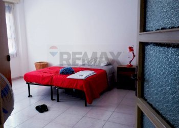 Camera / camera da letto - Non-buildable land Via Machiavelli
26, Cagliari - photo 2