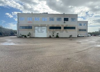 Edificio all\'aperto - Commercial Premises località is Coras
 
snc, Sestu - photo 1