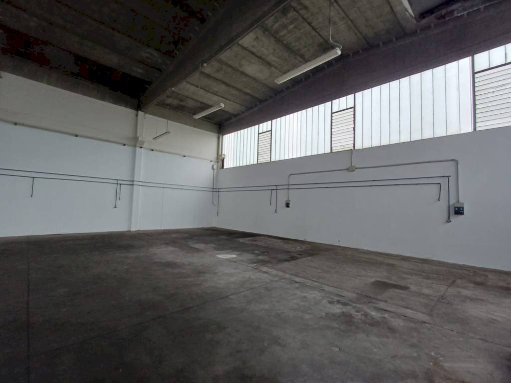 Interno non residenziale - Capannone via Silvio Pellico, Soliera - foto 3