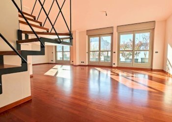 Attic via Giuseppe Baretti, 39, Torino (neighborhood San Salvario) - photo 5