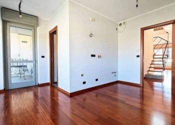 Attic via Giuseppe Baretti, 39, Torino (neighborhood San Salvario) - photo 8