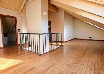 Stanza non arredata - Attic via Giuseppe Baretti, 39, Torino (neighborhood San Salvario) - photo 21