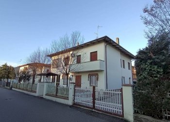 Facciata - Villa San Giovanni in Persiceto - foto 3