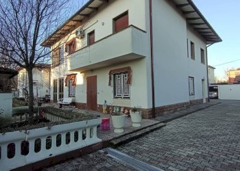 Facciata - Villa San Giovanni in Persiceto - foto 5