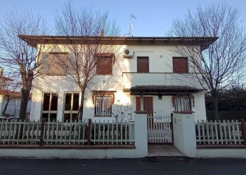 Facciata - Villa San Giovanni in Persiceto - foto 6