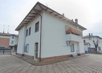 Facciata - Villa San Giovanni in Persiceto - foto 9