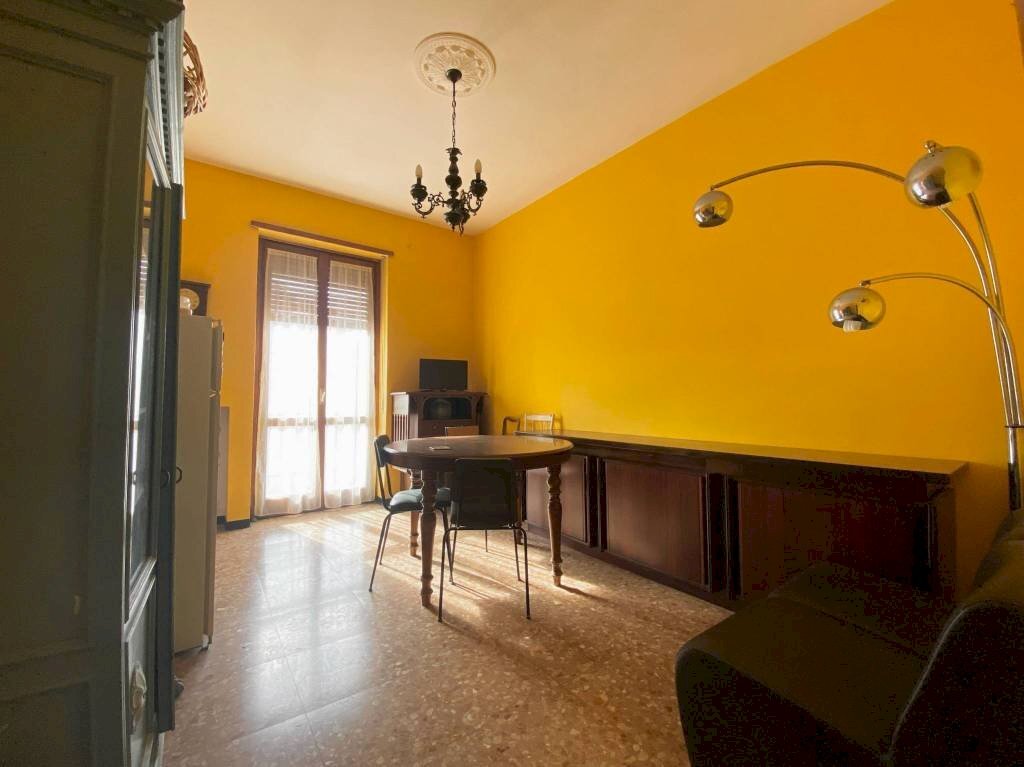 Salone - Trilocale corso Giuseppe Romita, Tortona - foto 2