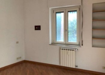 Camera da letto - Three-room apartment via Archimede, 150, Roma - photo 9