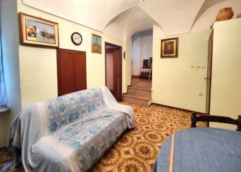 Soggiorno - Appartamento strada Monte Ortigara, Sanremo - foto 4