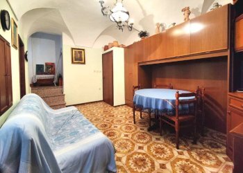 Soggiorno - Appartamento strada Monte Ortigara, Sanremo - foto 5