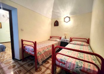 Camera da letto - Appartamento strada Monte Ortigara, Sanremo - foto 14