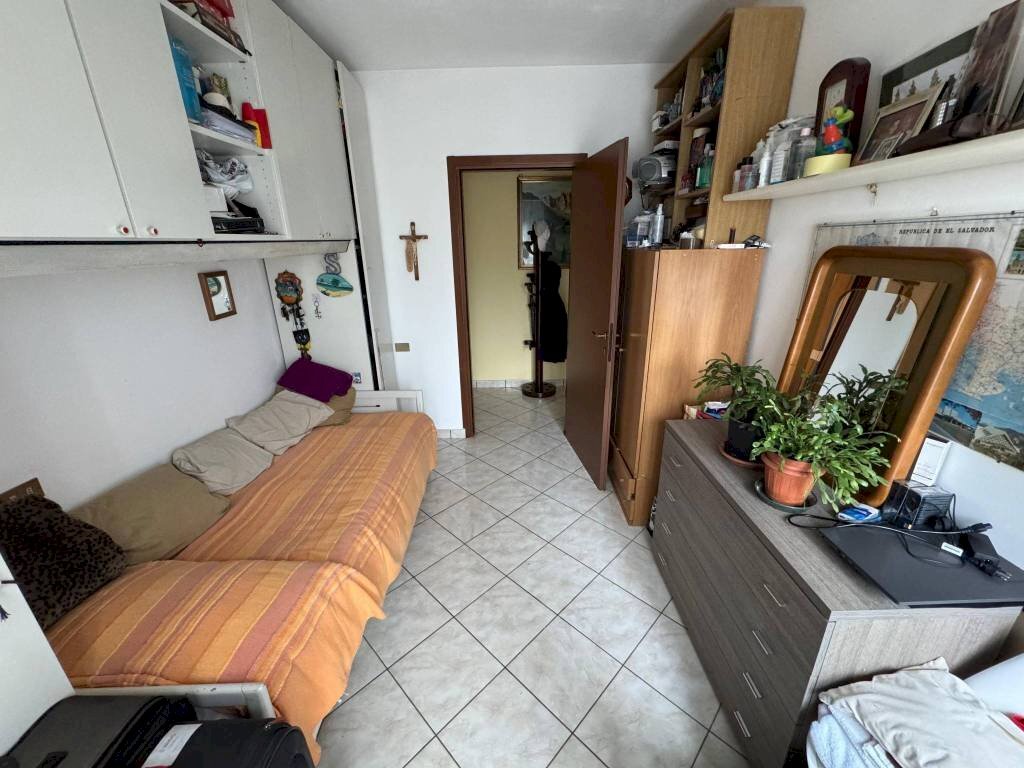 Salone - Four-room apartment via dei Salici, 17, Gallarate - photo 3