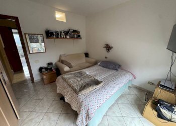 Camera da letto - Quadrilocale via dei Salici, 17, Gallarate - foto 20