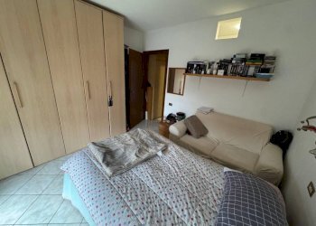 Camera da letto - Quadrilocale via dei Salici, 17, Gallarate - foto 21