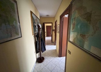 Corridoio - Quadrilocale via dei Salici, 17, Gallarate - foto 24