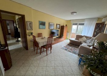 Salone - Quadrilocale via dei Salici, 17, Gallarate - foto 25