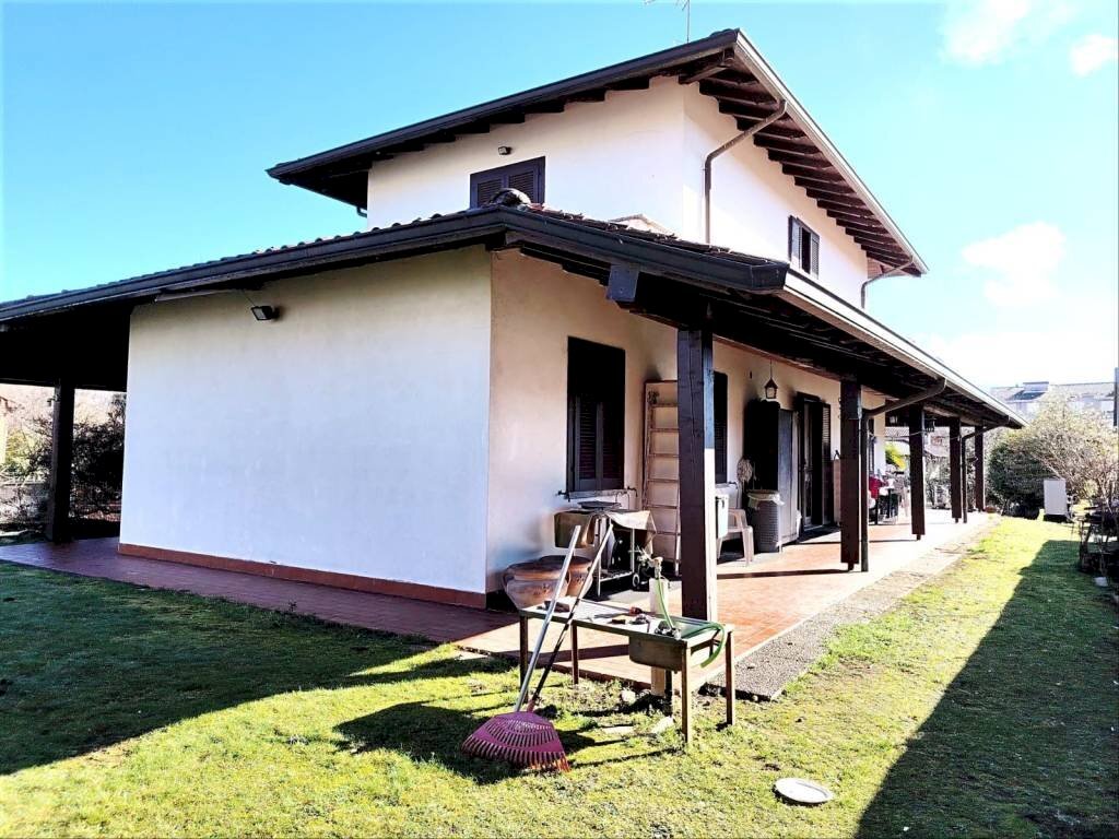 Giardino - Villa via Leonardo da Vinci, Borgo Ticino - foto 2