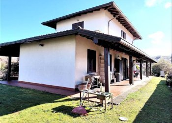 Giardino - Villa via Leonardo da Vinci, Borgo Ticino - foto 2