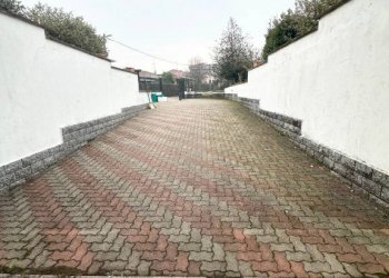 Cortile interno - Villa via Leonardo da Vinci, Borgo Ticino - foto 45