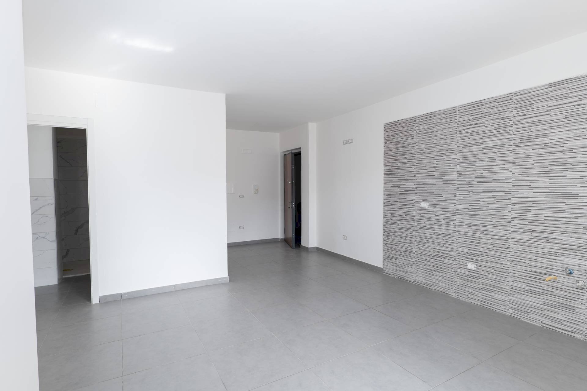 Foto 1 - Four-room apartment VIA TENENTE SIMONELLI
 
10, Frignano - photo 1