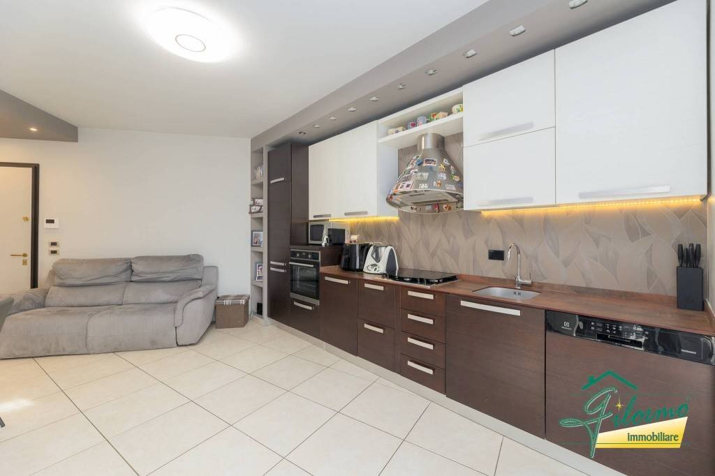 Cucina - Trilocale strada Carignano, Moncalieri - foto 3