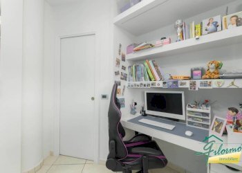 Camera da letto - Trilocale strada Carignano, Moncalieri - foto 18