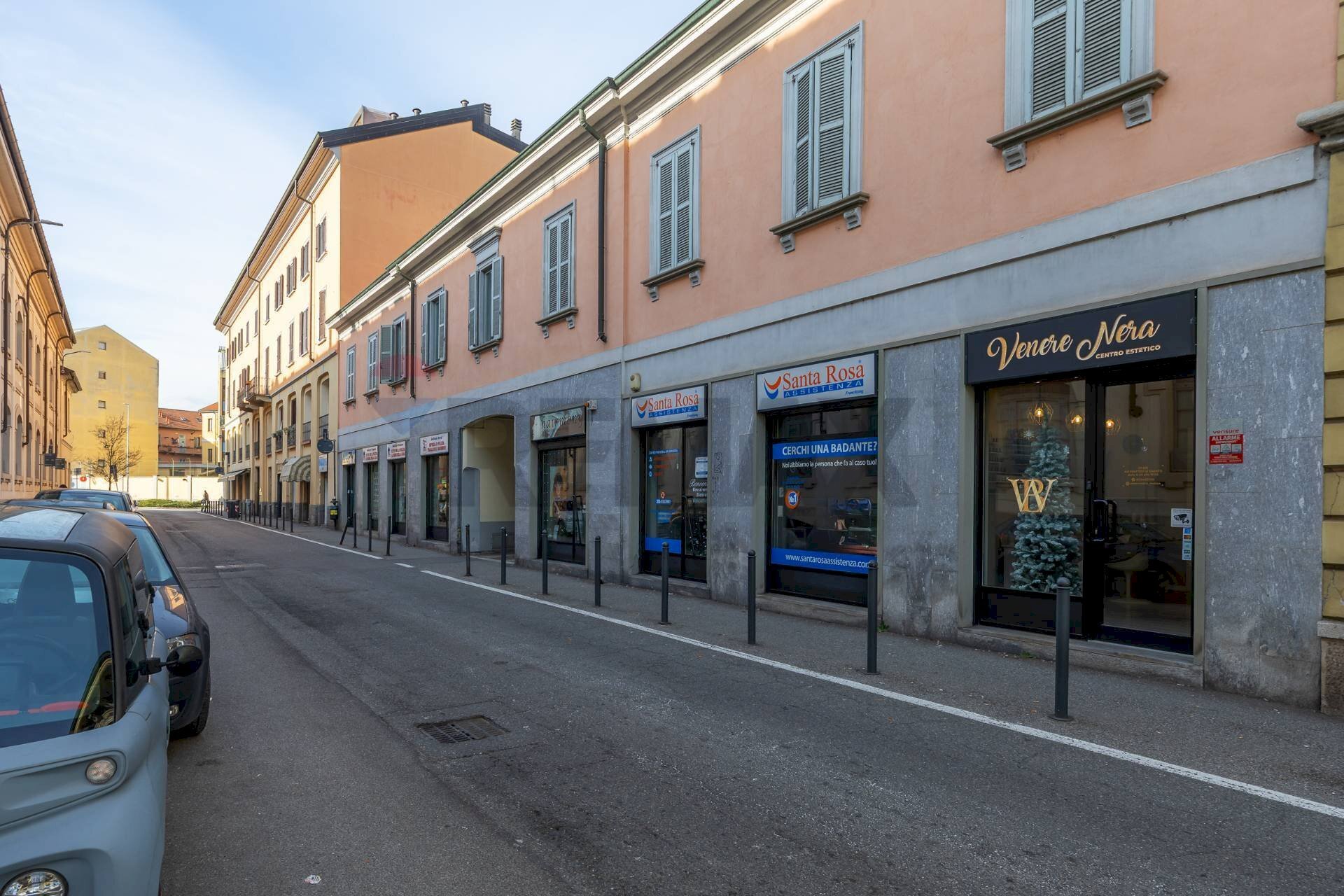Edificio all\'aperto - Stable - Palace Via Marsala
 
6, Monza - photo 1