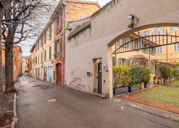 Zona - Casa indipendente via Santo Stefano, Bologna (zona Centro Storico) - foto 29