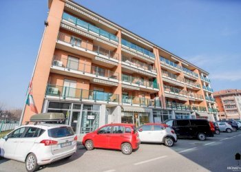 Facciata - Bakery - Pastificio via Paolo Regis, 64, Chivasso - photo 1