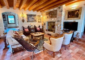 Salone - Appartamento via Castello, 36, Idro - foto 12