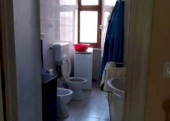 Bagno - Trilocale corso Mediterraneo, 70, Torino (zona Crocetta) - foto 4