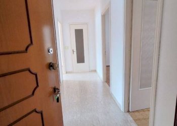 Corridoio - Trilocale via Valdieri, 23, Borgo San Dalmazzo - foto 5