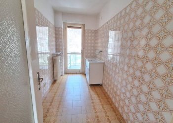 Cucina - Trilocale via Valdieri, 23, Borgo San Dalmazzo - foto 8