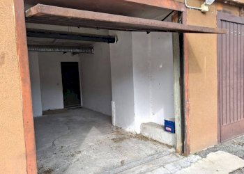 Box auto - Trilocale via Valdieri, 23, Borgo San Dalmazzo - foto 28