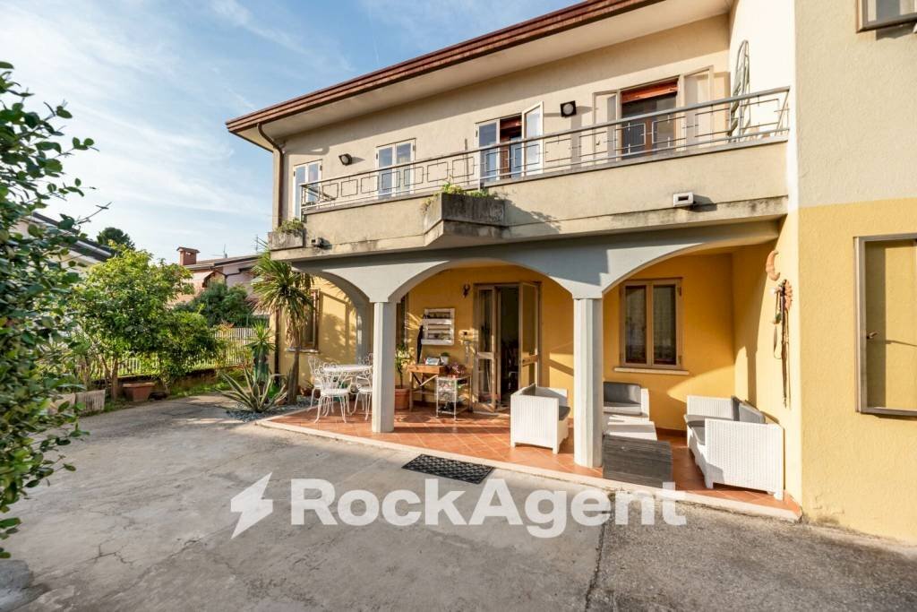 Villa via Montegrotto, 39, Abano Terme - foto 2