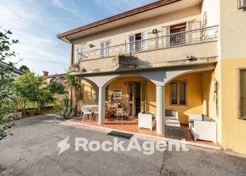 Villa via Montegrotto, 39, Abano Terme - foto 2