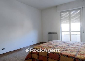 Camera da letto - Appartamento via San Antonio, 155, Montescaglioso - foto 13