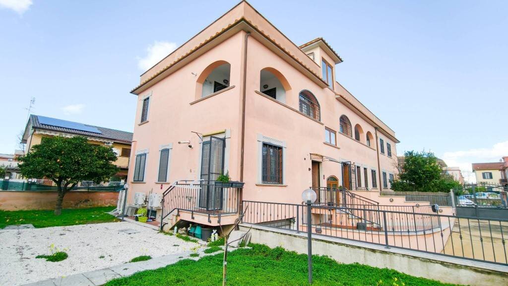 Facciata - Trilocale via Francesco Ingoli, Roma - foto 1