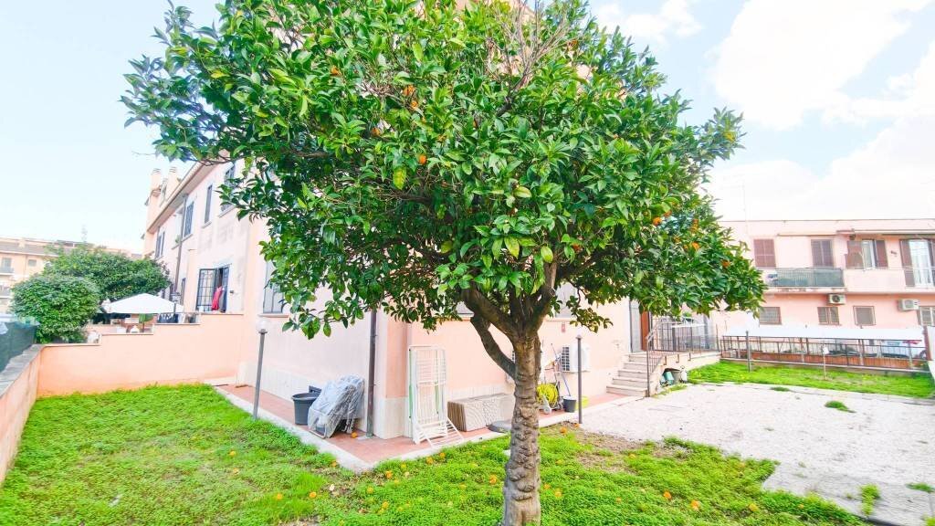 Giardino - Trilocale via Francesco Ingoli, Roma - foto 2