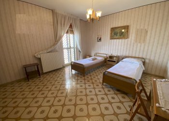 IMG_1393.jpg - Quadrilocale Via Vecchia Sammichele 15, Casamassima - foto 3