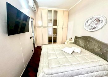 camera da letto - Trilocale Via La Spezia, Roma - foto 26
