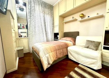 camera da letto - Trilocale Via La Spezia, Roma - foto 30