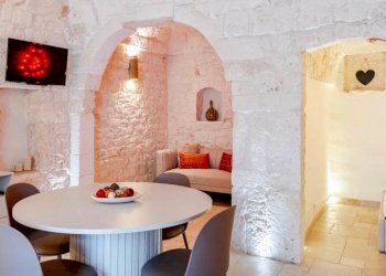 WhatsApp Image 2026-02-11 at 11.13.38.jpeg - Casa indipendente Via Pietro Giannone, Ostuni - foto 1