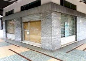 6.jpg - Commercial Premises at auction Via delle Trincee 28, Savona - photo 1