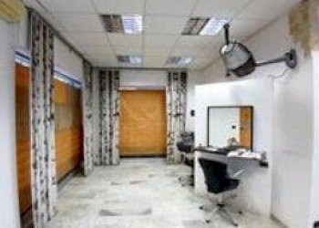 2.jpg - Commercial Premises at auction Via delle Trincee 28, Savona - photo 2