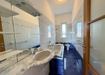 IMG_1760.JPG - Quadrilocale Savona - foto 24