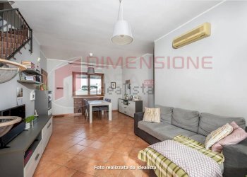 Screenshot 2026-02-10 at 10-51-11 Appartamento in - Apartment Via delle due torri, Roma - photo 1