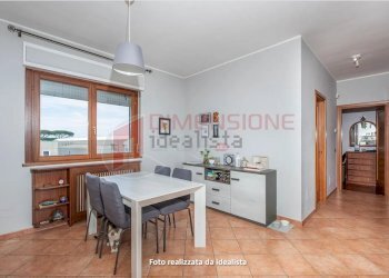 Screenshot 2026-02-10 at 10-51-19 Appartamento in - Apartment Via delle due torri, Roma - photo 3