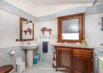 Screenshot 2026-02-10 at 10-52-22 Appartamento in - Apartment Via delle due torri, Roma - photo 20