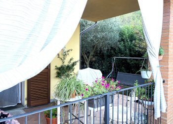 terrazza - Trilocale Via del Bisenzio, Vernio - foto 1